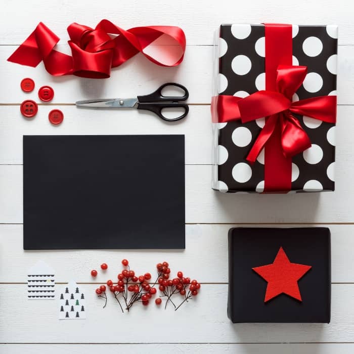 gift wrapping supplies